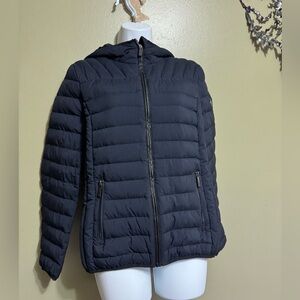Michael Kors hooded puffer jacket in navy. Size Small